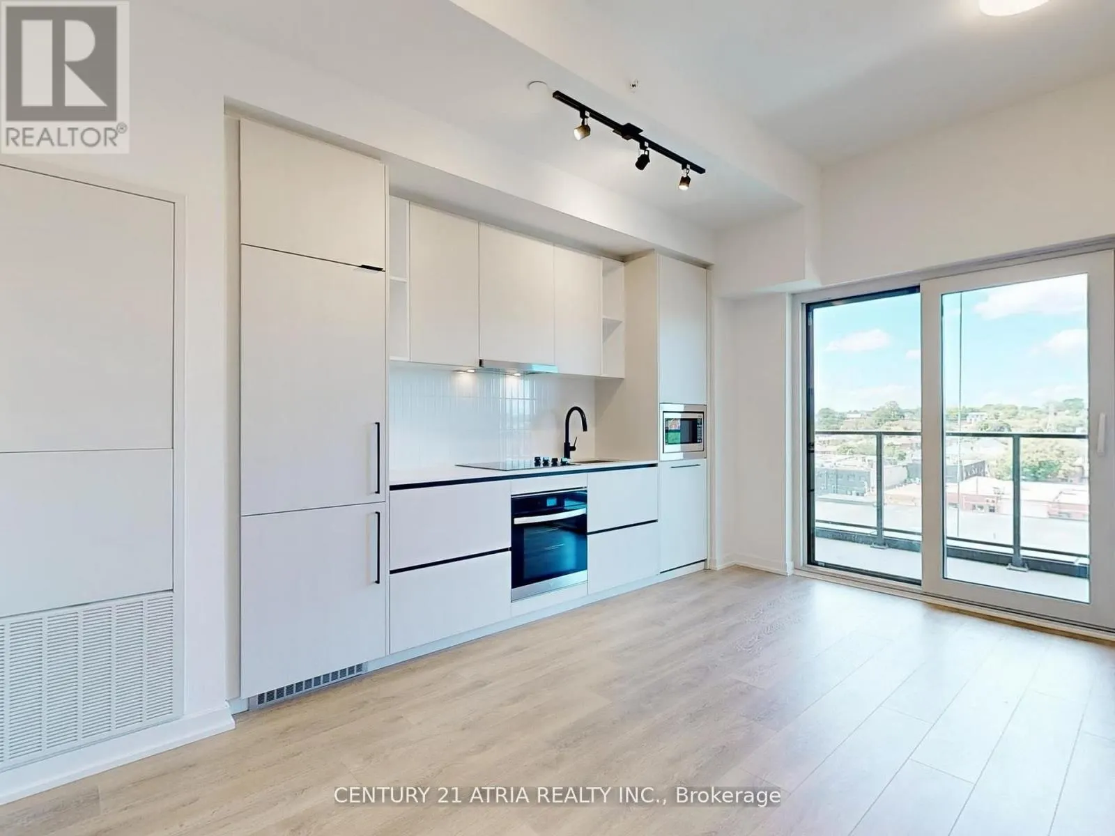 605 - 1285 DUPONT STREET