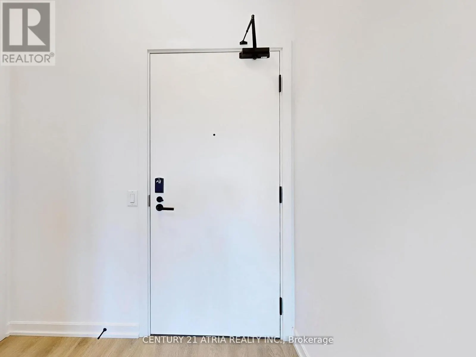 605 - 1285 DUPONT STREET