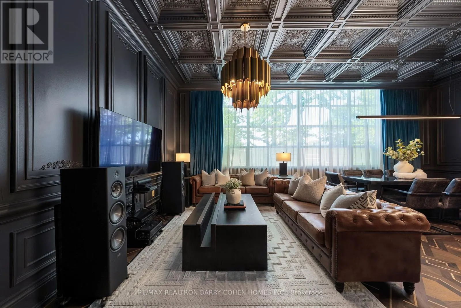 116 - 1001 ROSELAWN AVENUE