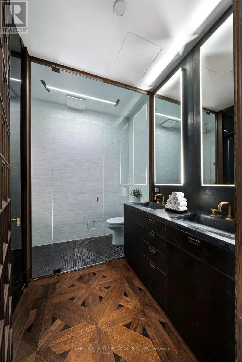 116 - 1001 ROSELAWN AVENUE