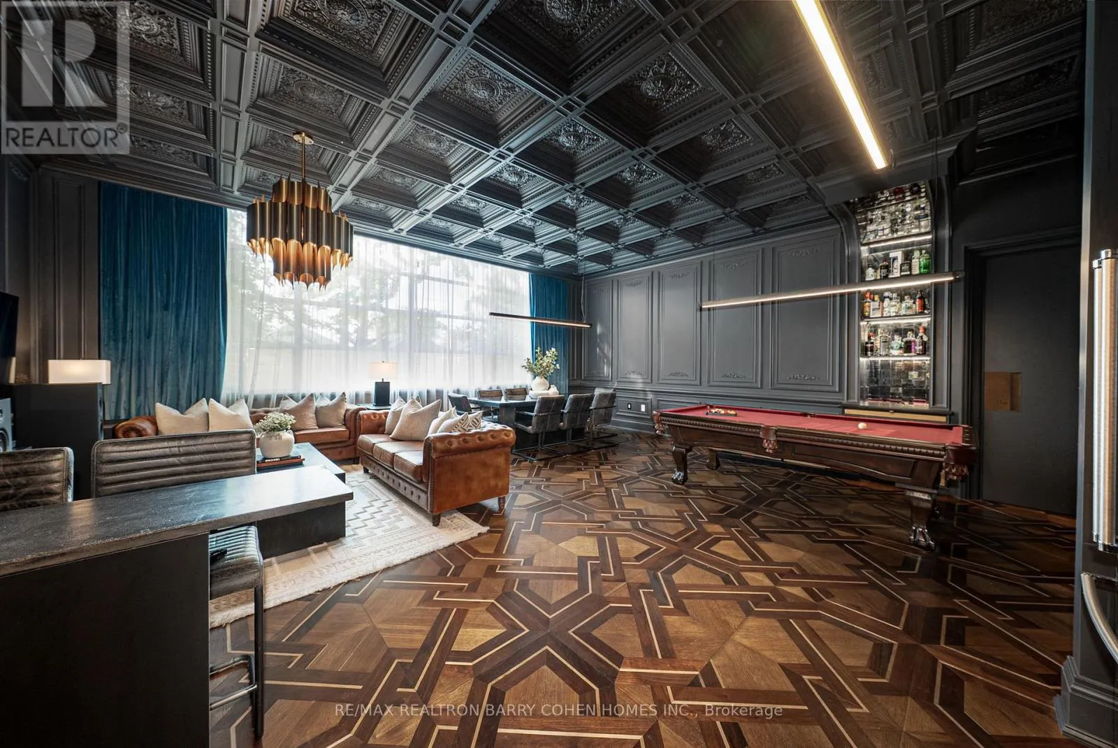 116 - 1001 ROSELAWN AVENUE