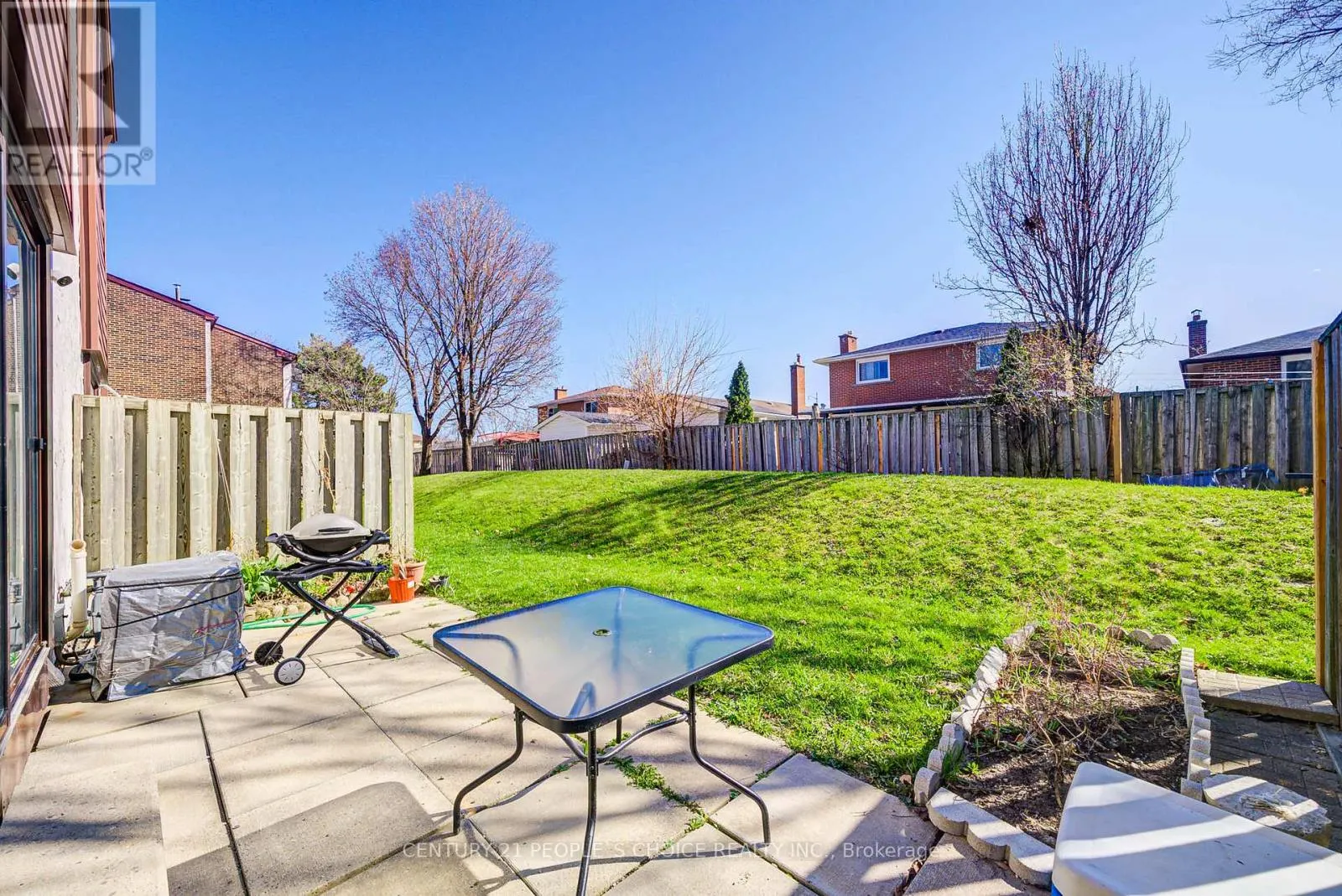 8 - 4020 BRANDON GATE DRIVE