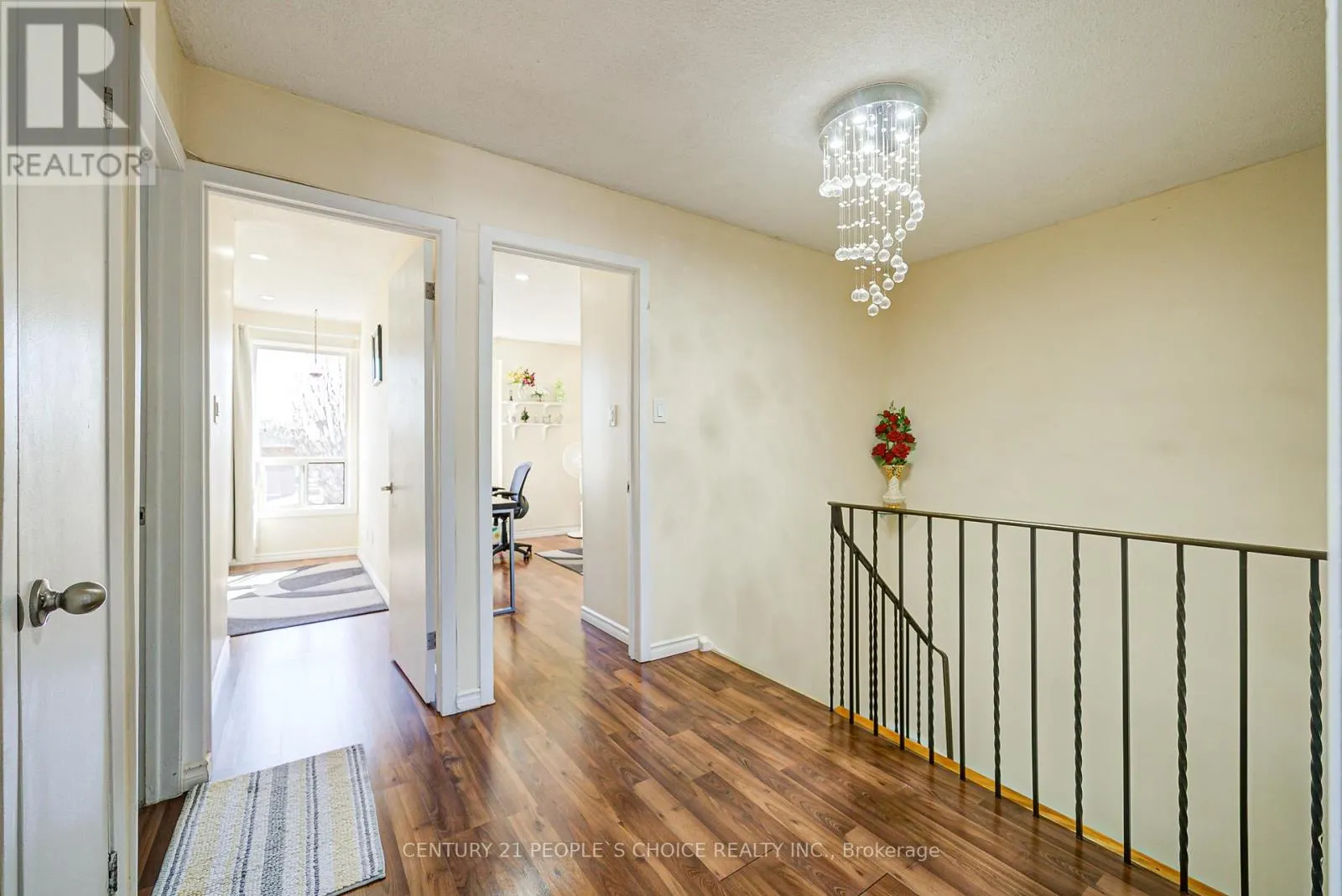 8 - 4020 BRANDON GATE DRIVE