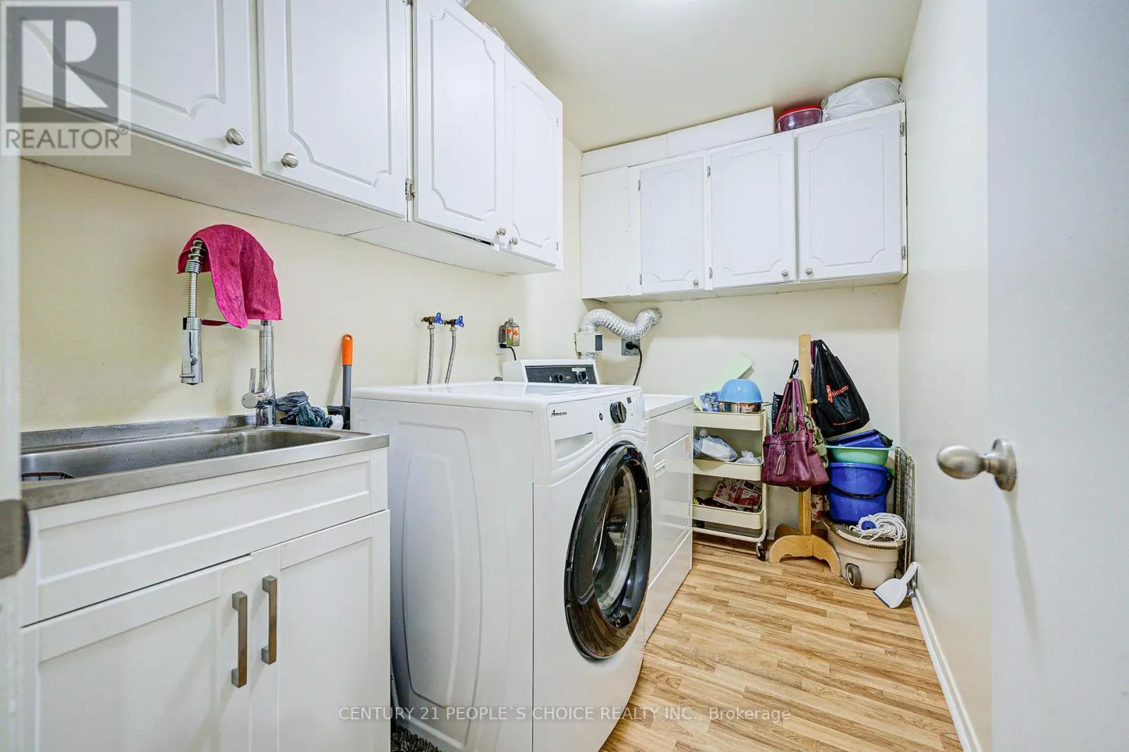 8 - 4020 BRANDON GATE DRIVE