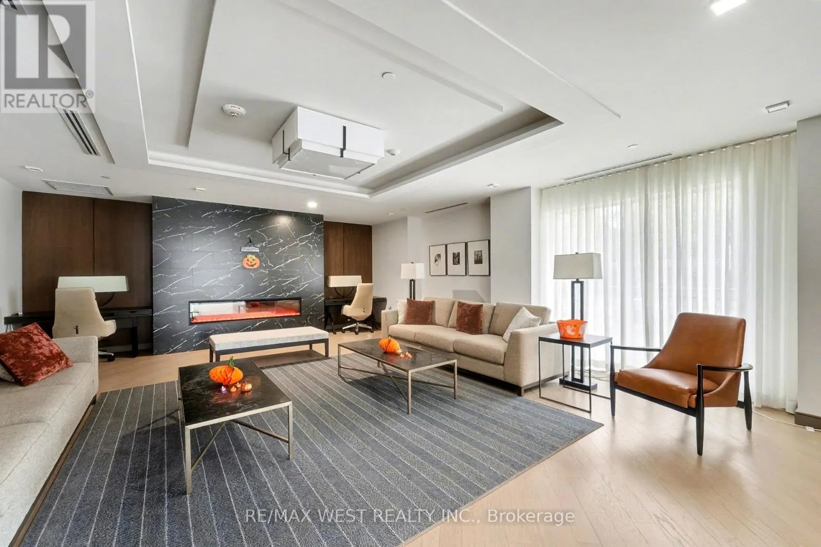 357 - 1575 LAKESHORE ROAD