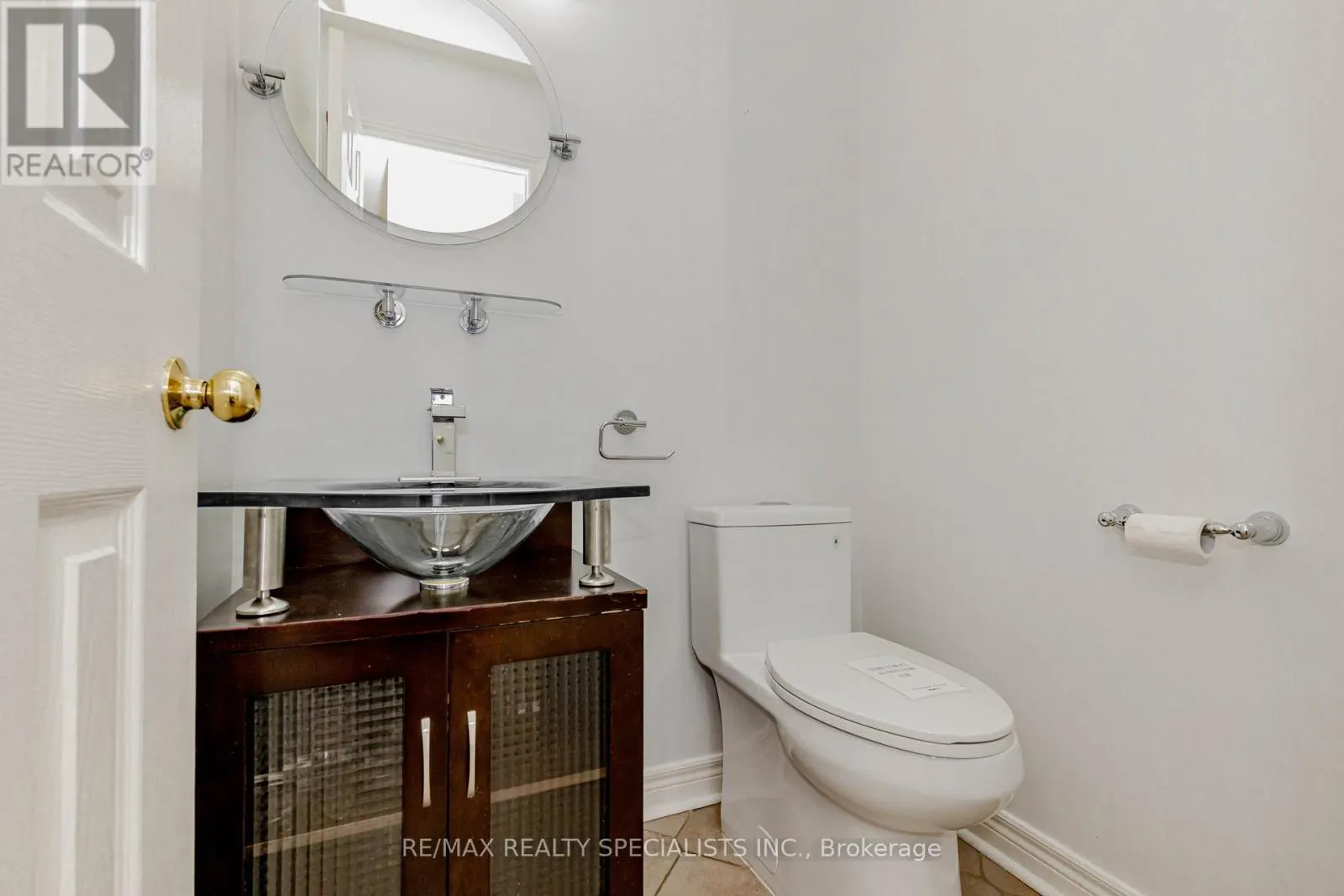 5686 WHITEHORN AVENUE