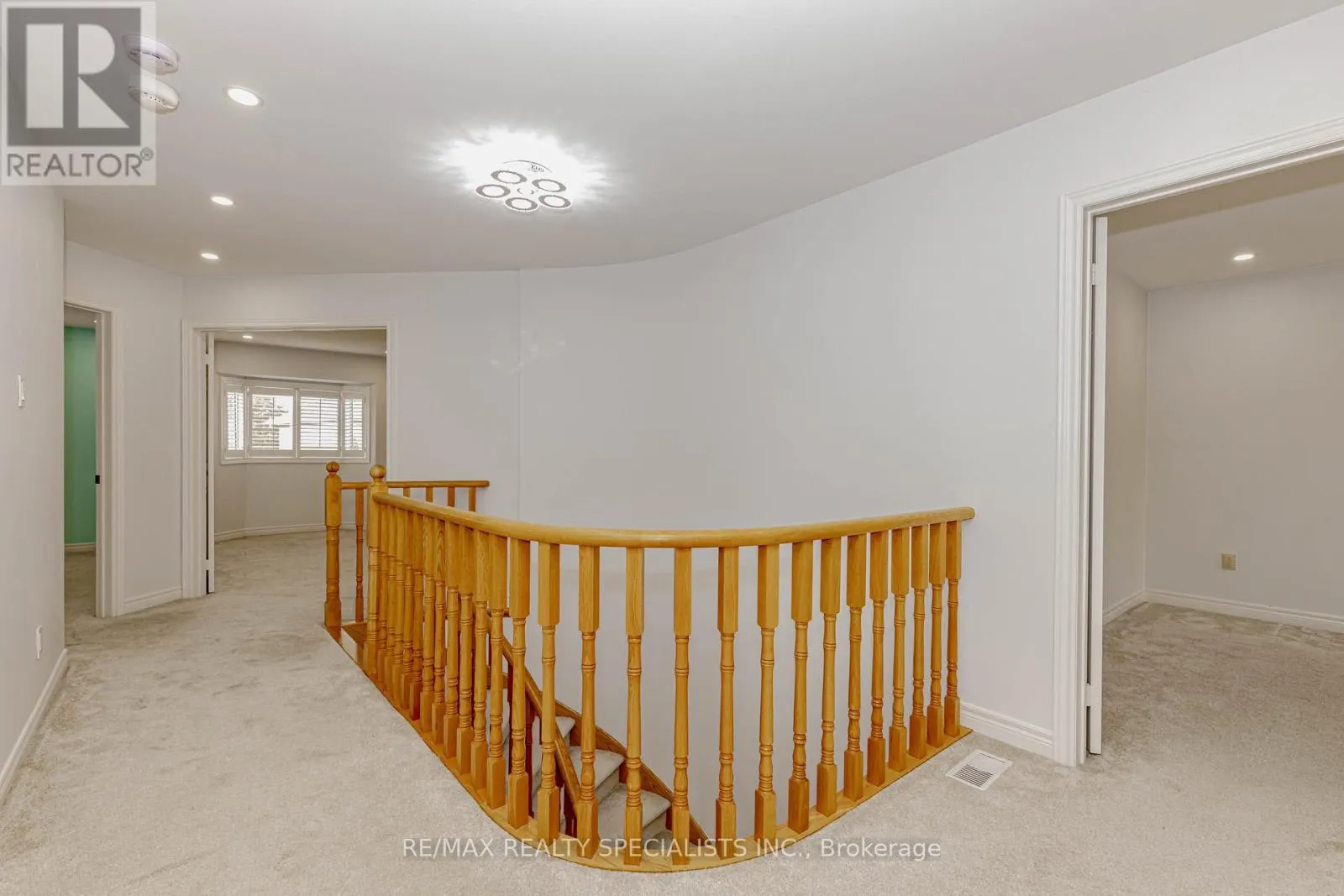 5686 WHITEHORN AVENUE