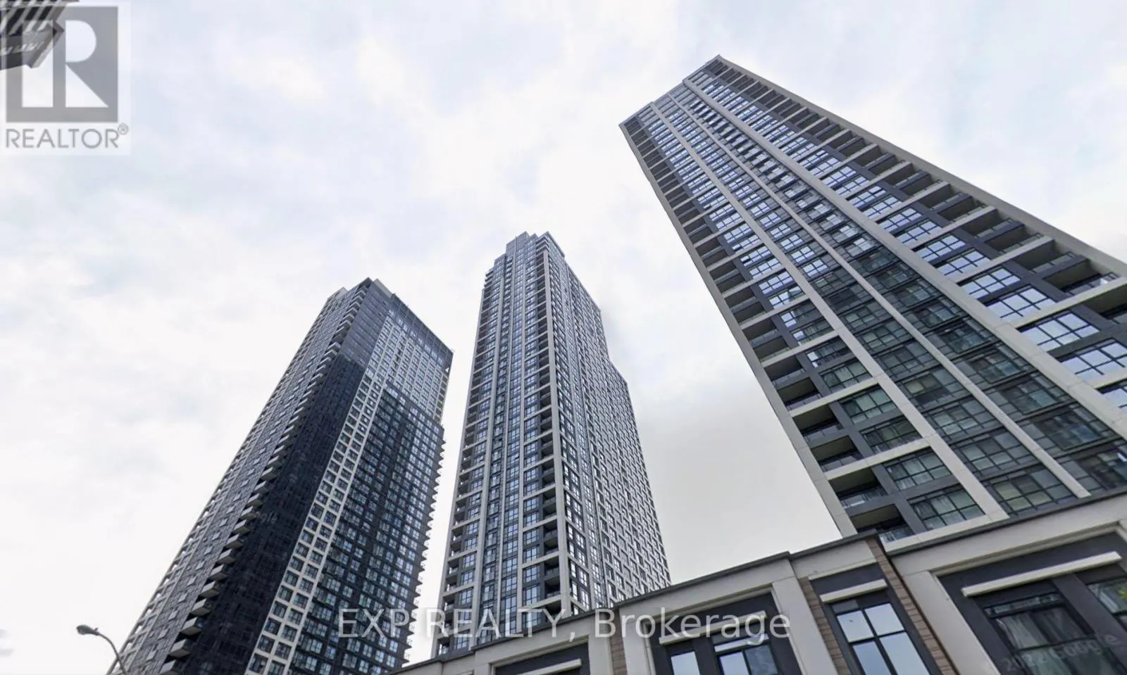 308A - 7 MABELLE AVENUE