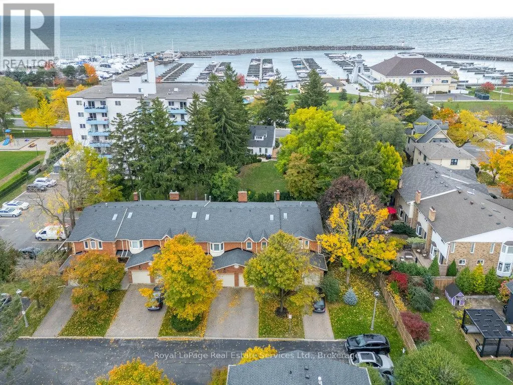 2 - 2318 MARINE DRIVE, #2