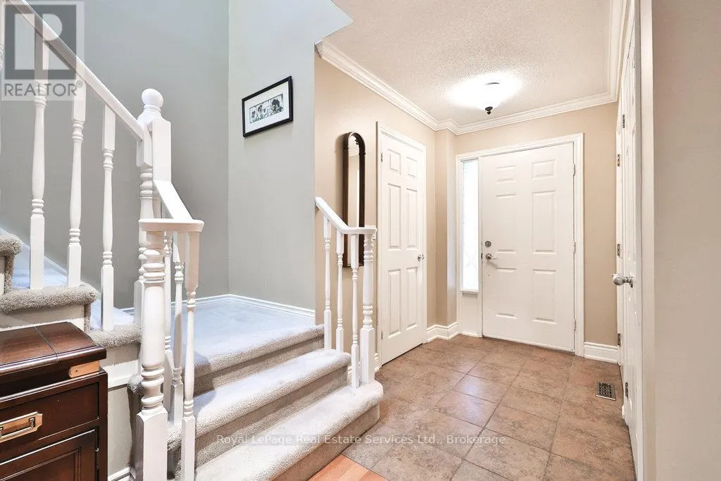 2 - 2318 MARINE DRIVE, #2