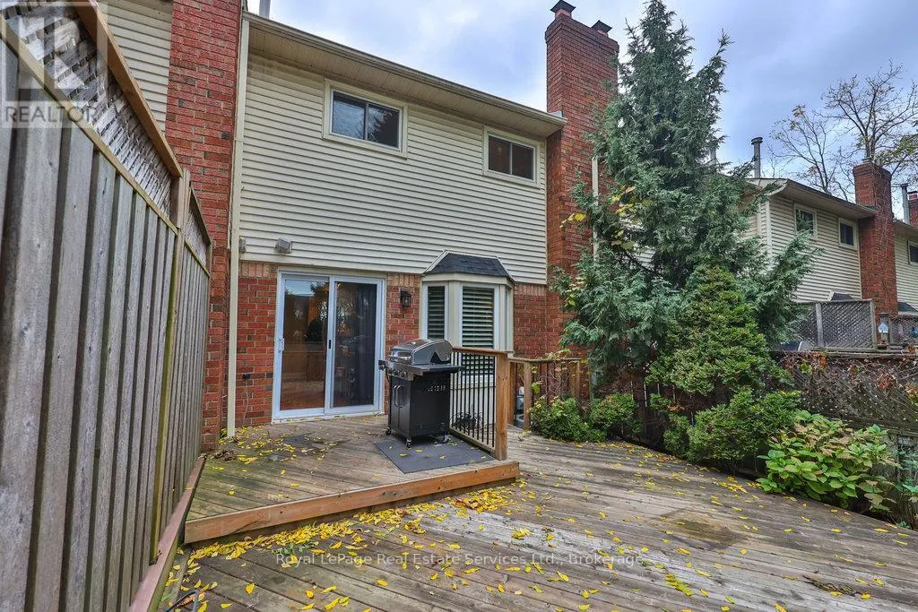 2 - 2318 MARINE DRIVE, #2