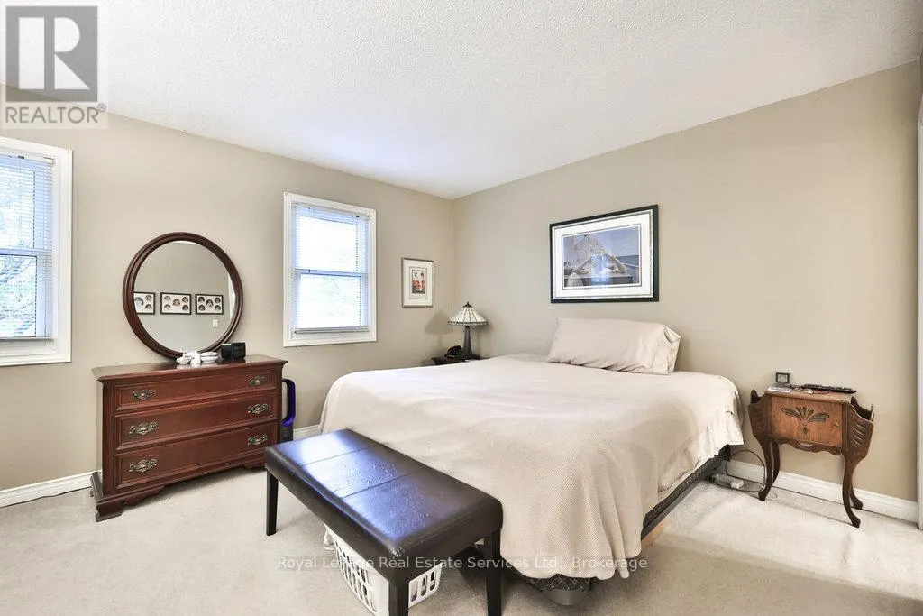 2 - 2318 MARINE DRIVE, #2