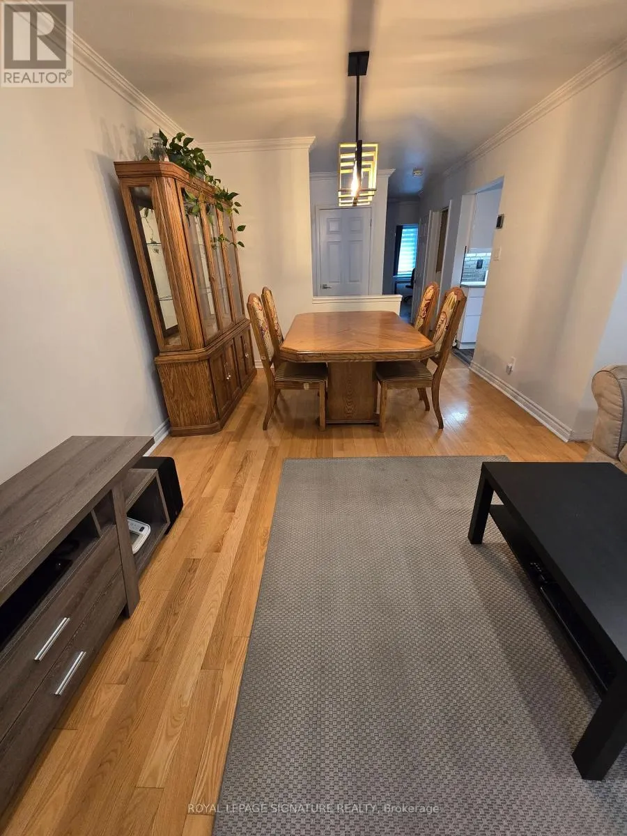 1228 CANVEY CRESCENT