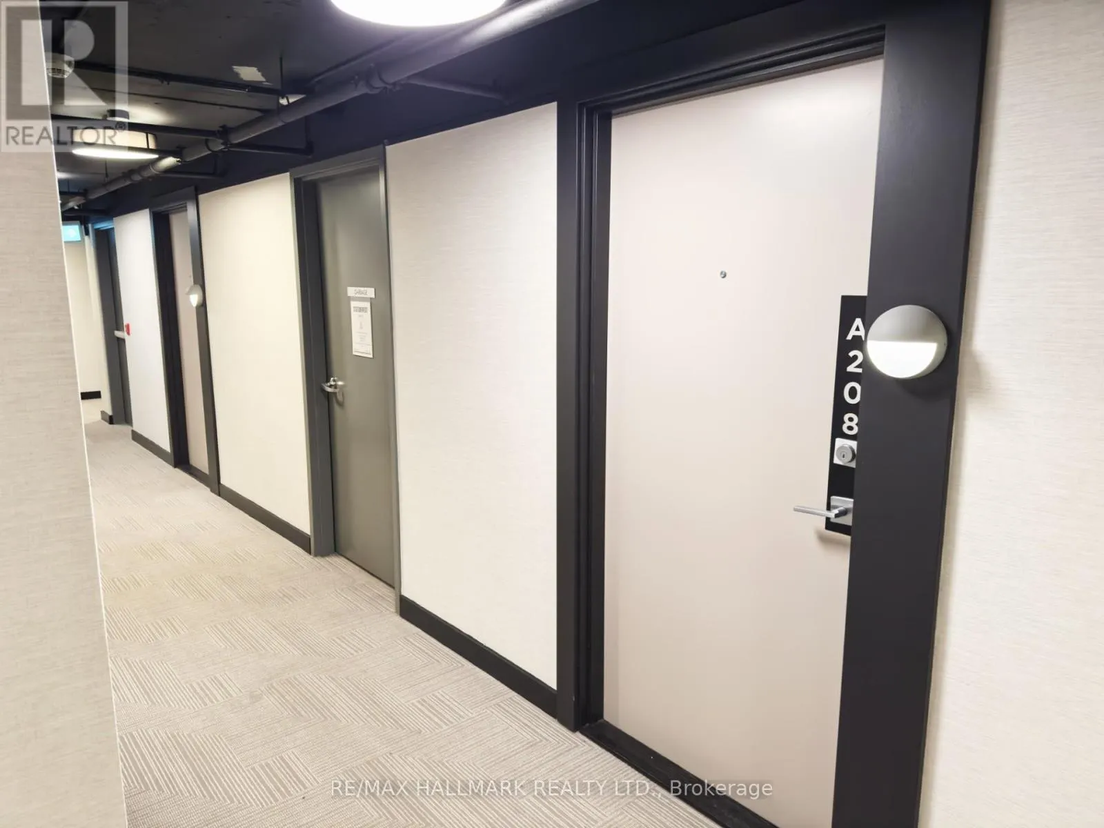 A208 - 1117 COOKE BOULEVARD