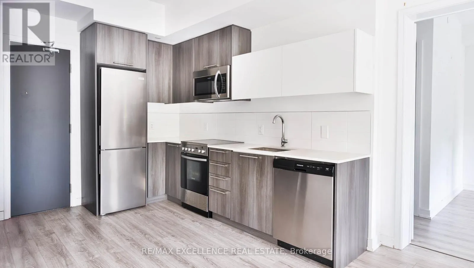 25 NEIGHBOURHOOD LANE