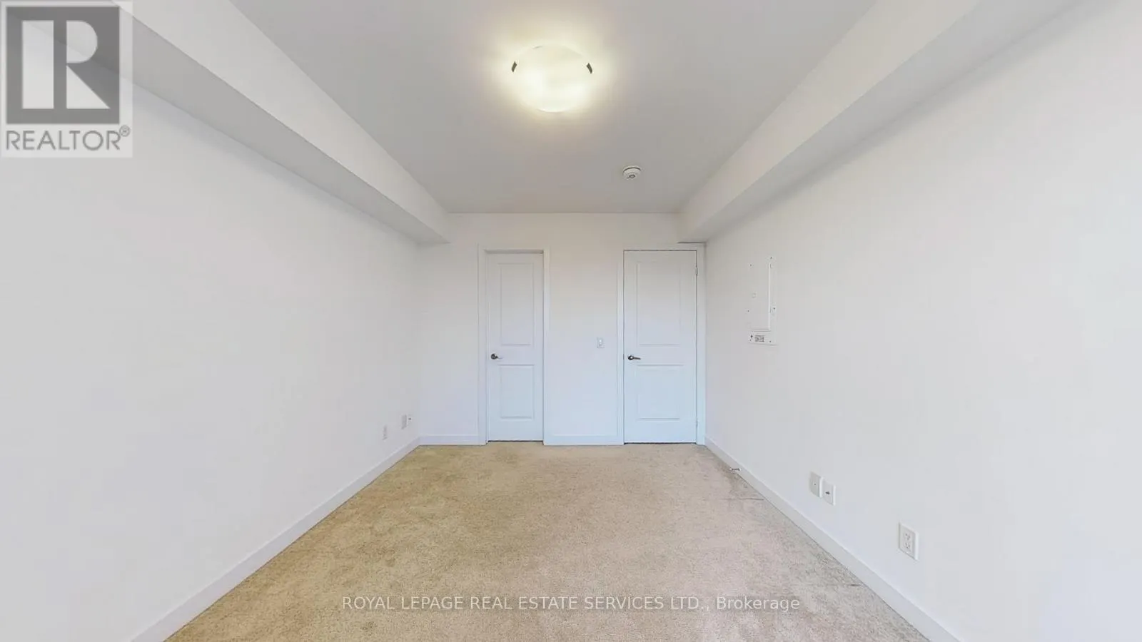 304 - 3058 SIXTH LINE