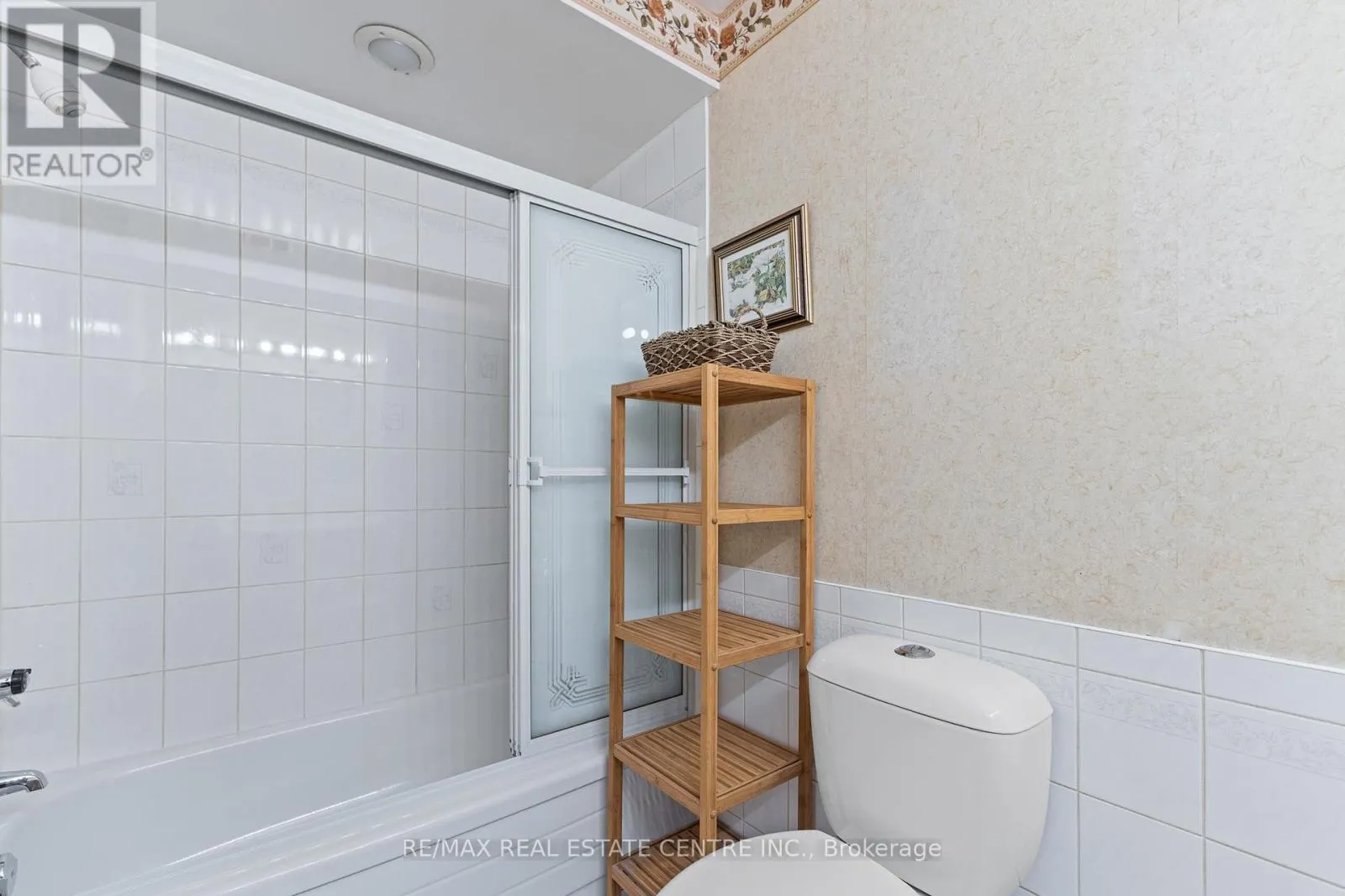 48 MARBLEHEAD CRESCENT