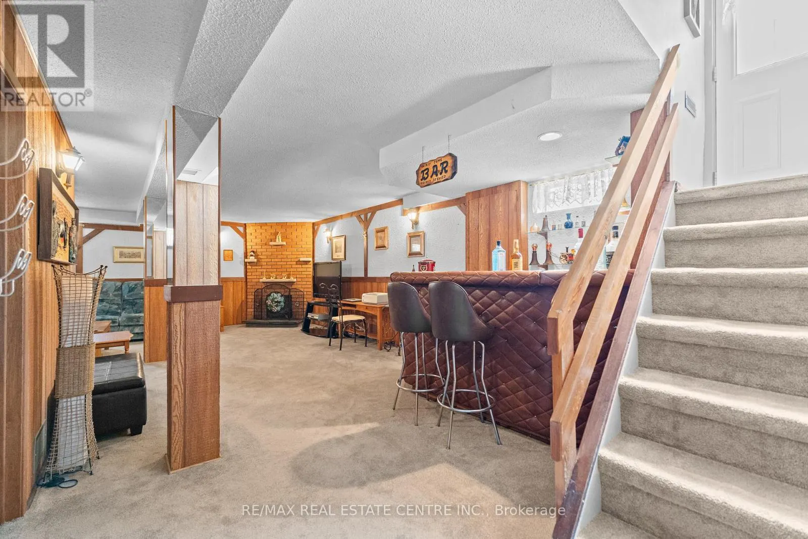 48 MARBLEHEAD CRESCENT