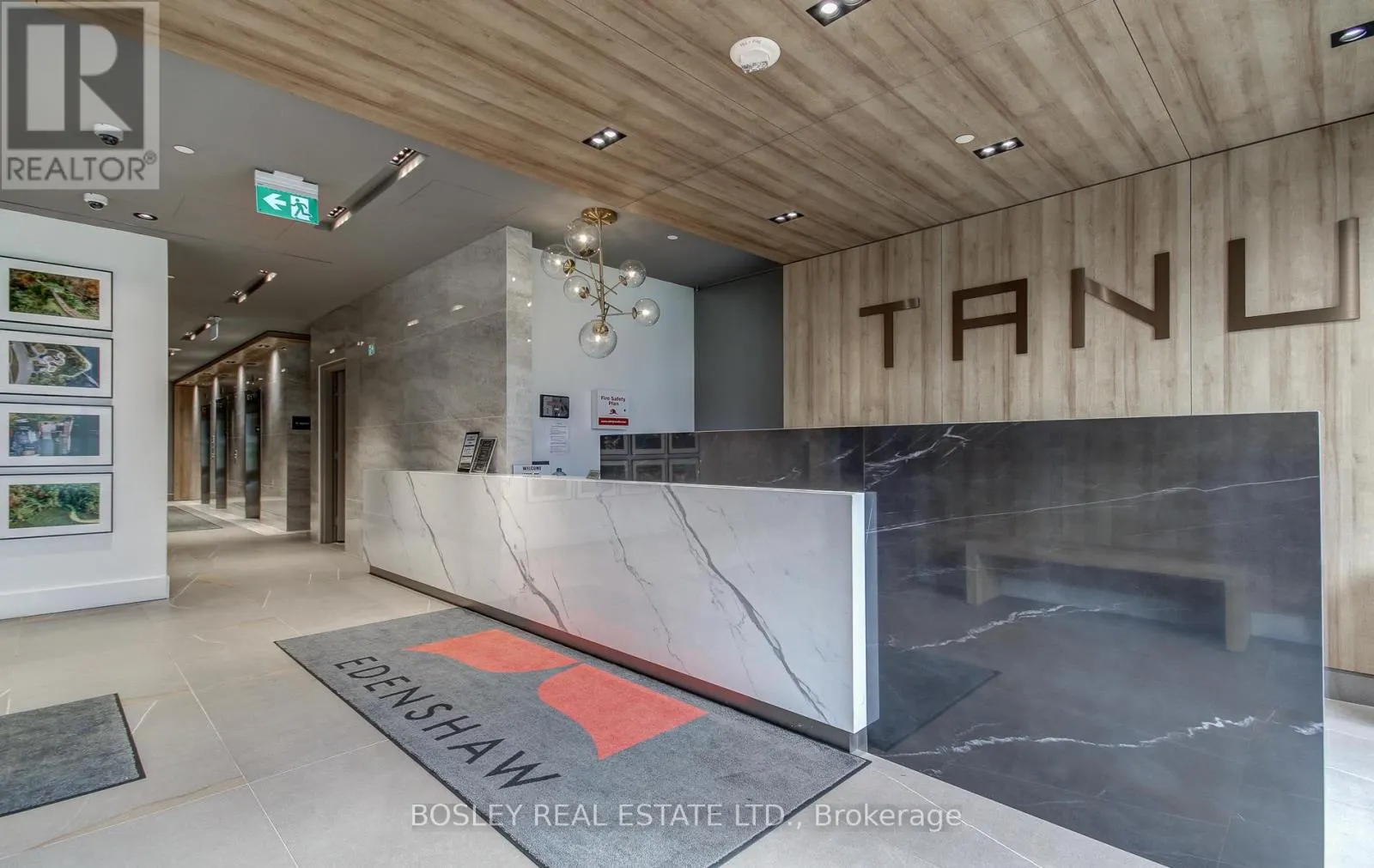 303 - 21 PARK STREET E