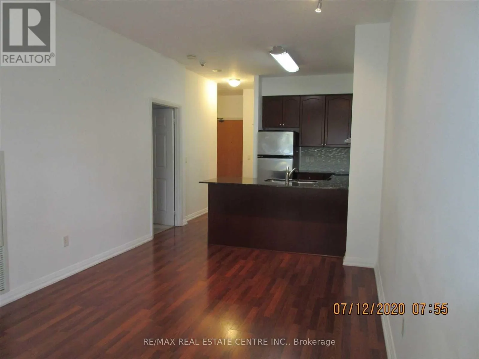 TH#111 - 220 FORUM DRIVE