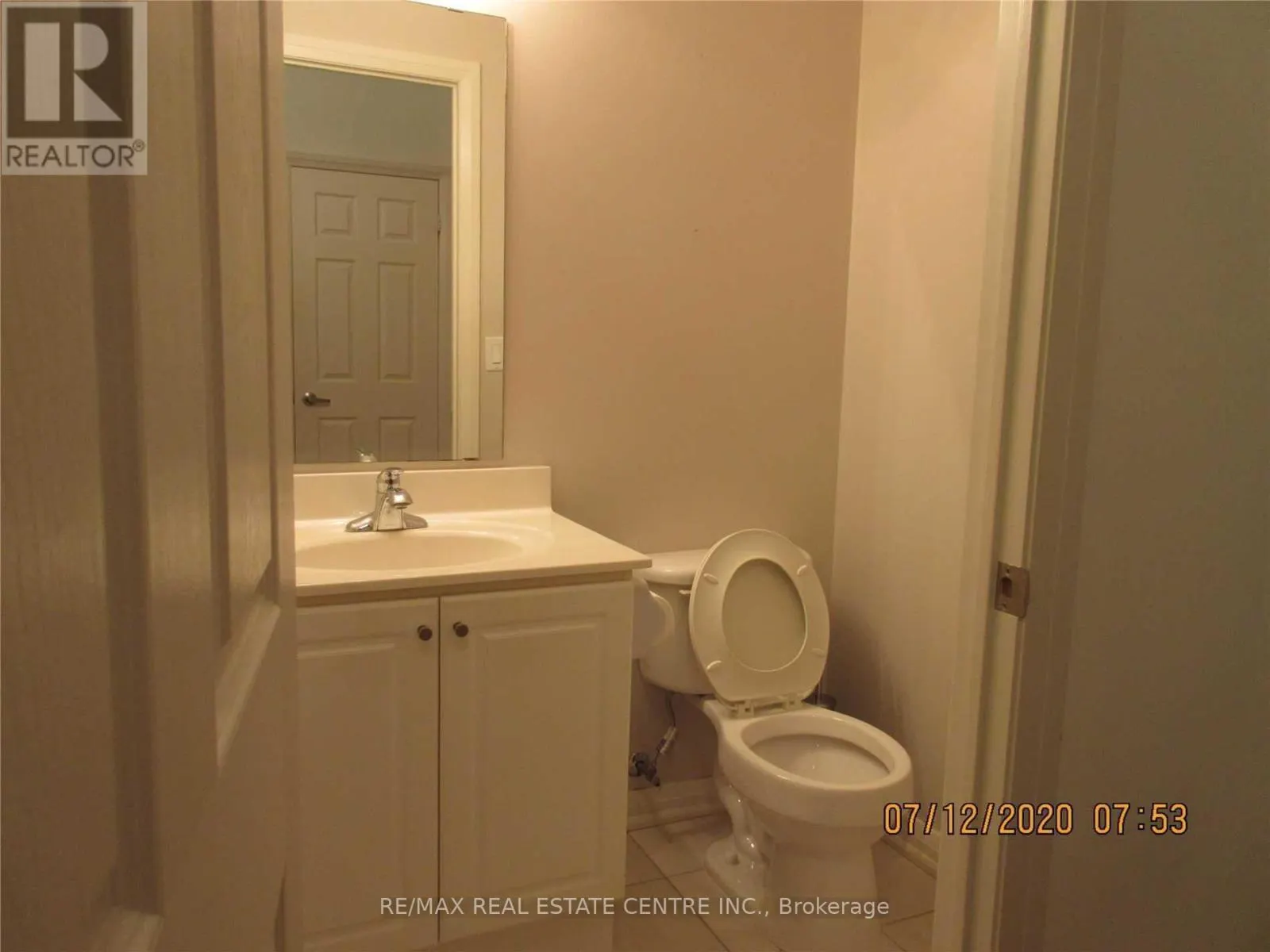 TH#111 - 220 FORUM DRIVE