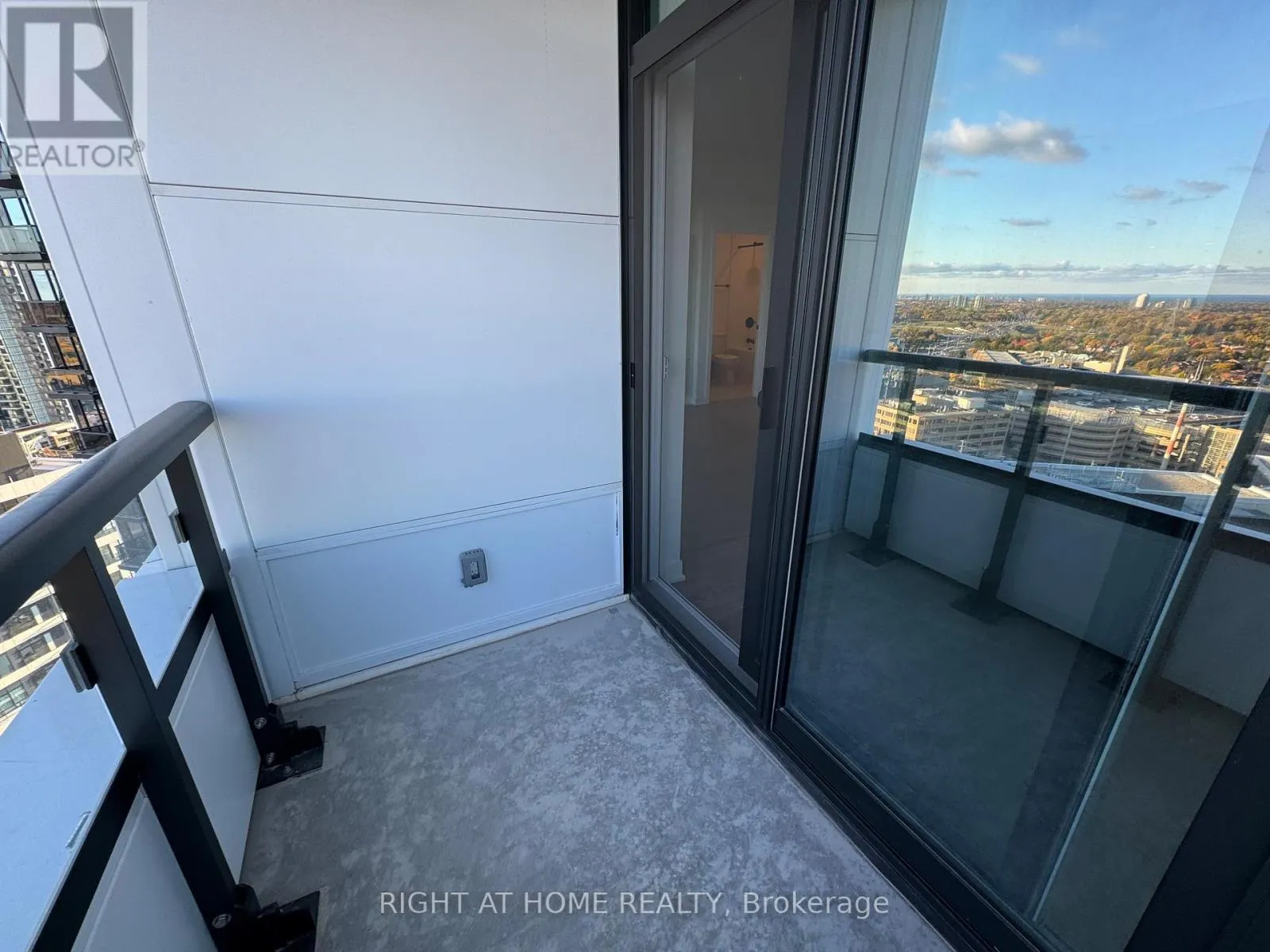 2111 - 2495 EGLINTON AVENUE W