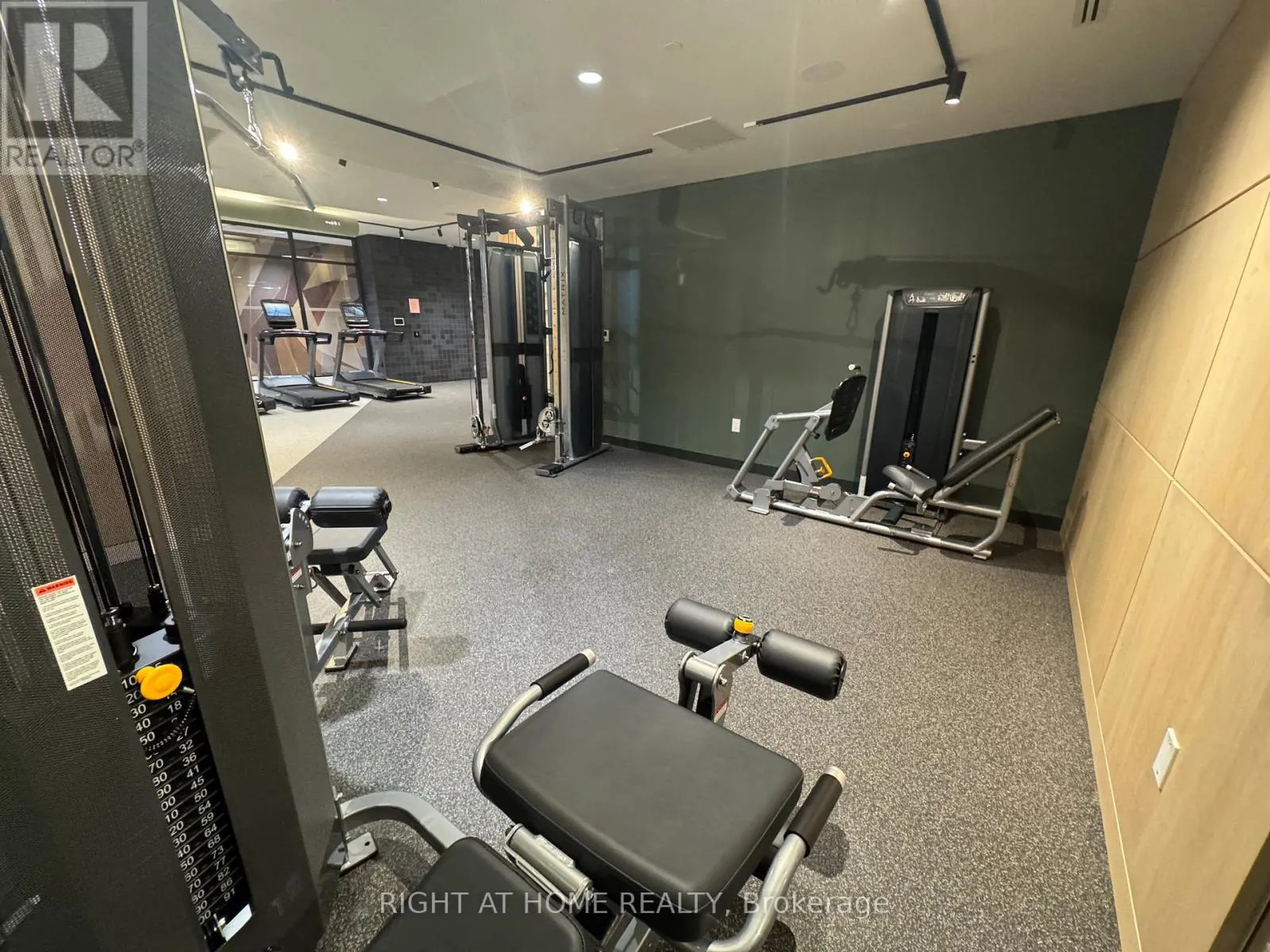 2111 - 2495 EGLINTON AVENUE W