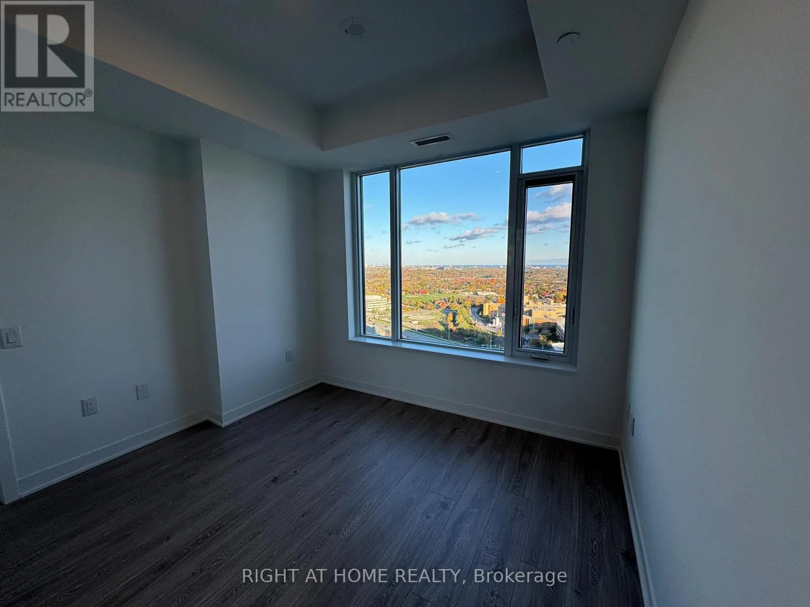 2111 - 2495 EGLINTON AVENUE W