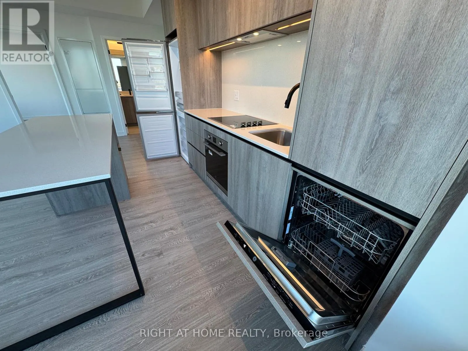 2111 - 2495 EGLINTON AVENUE W