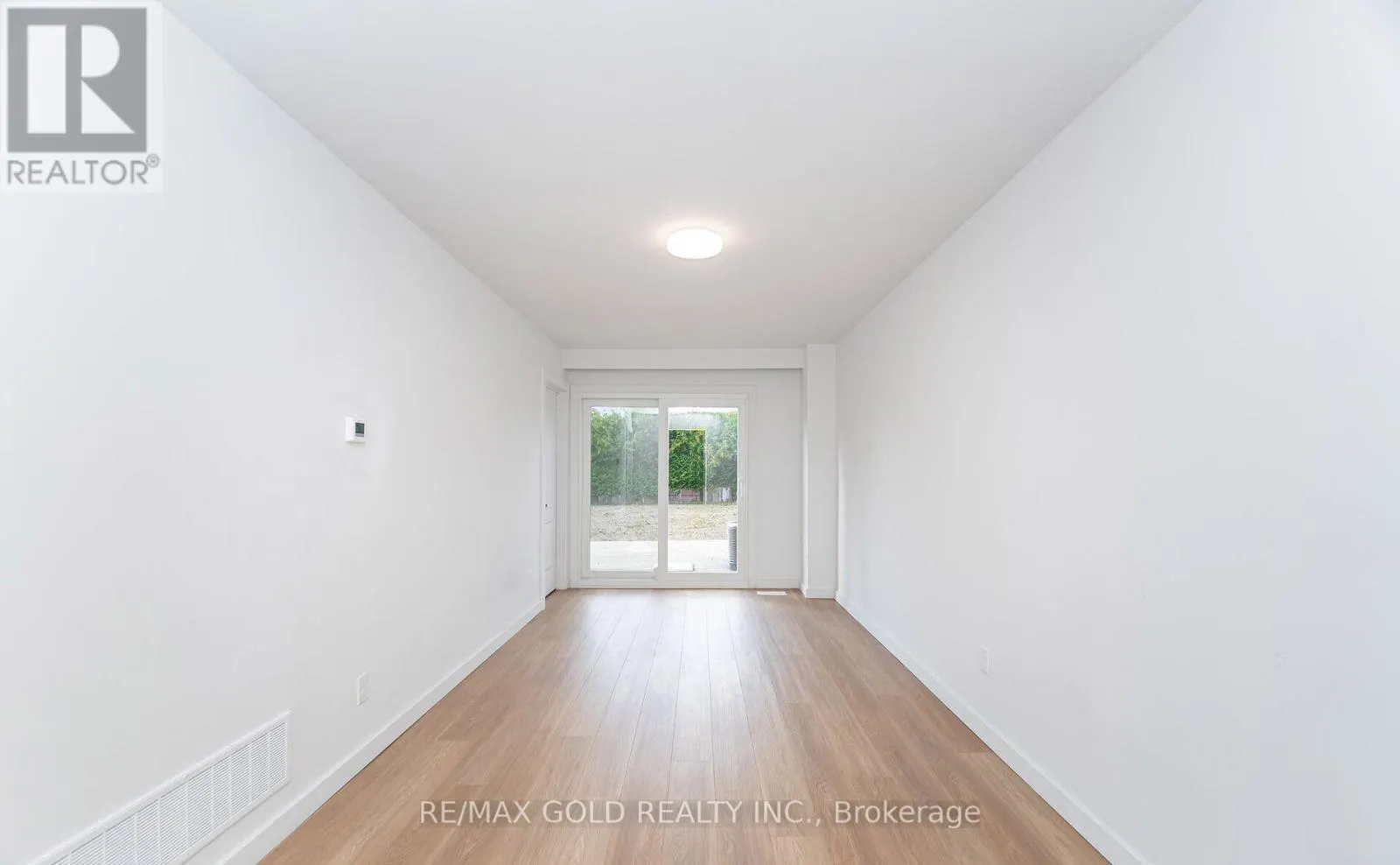 3309 JOLLIFFE AVENUE