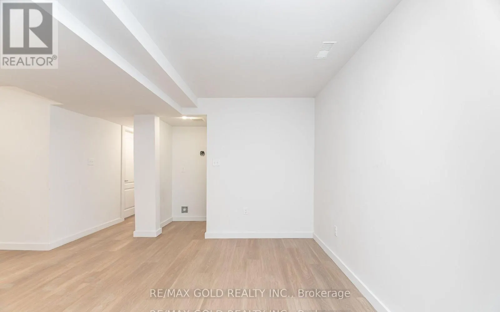 3309 JOLLIFFE AVENUE