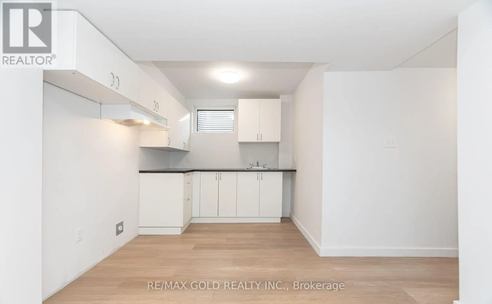 3309 JOLLIFFE AVENUE