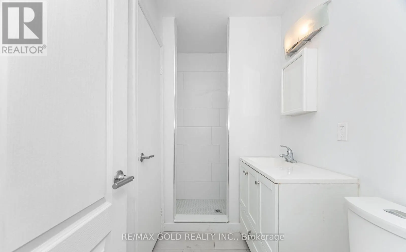 3309 JOLLIFFE AVENUE