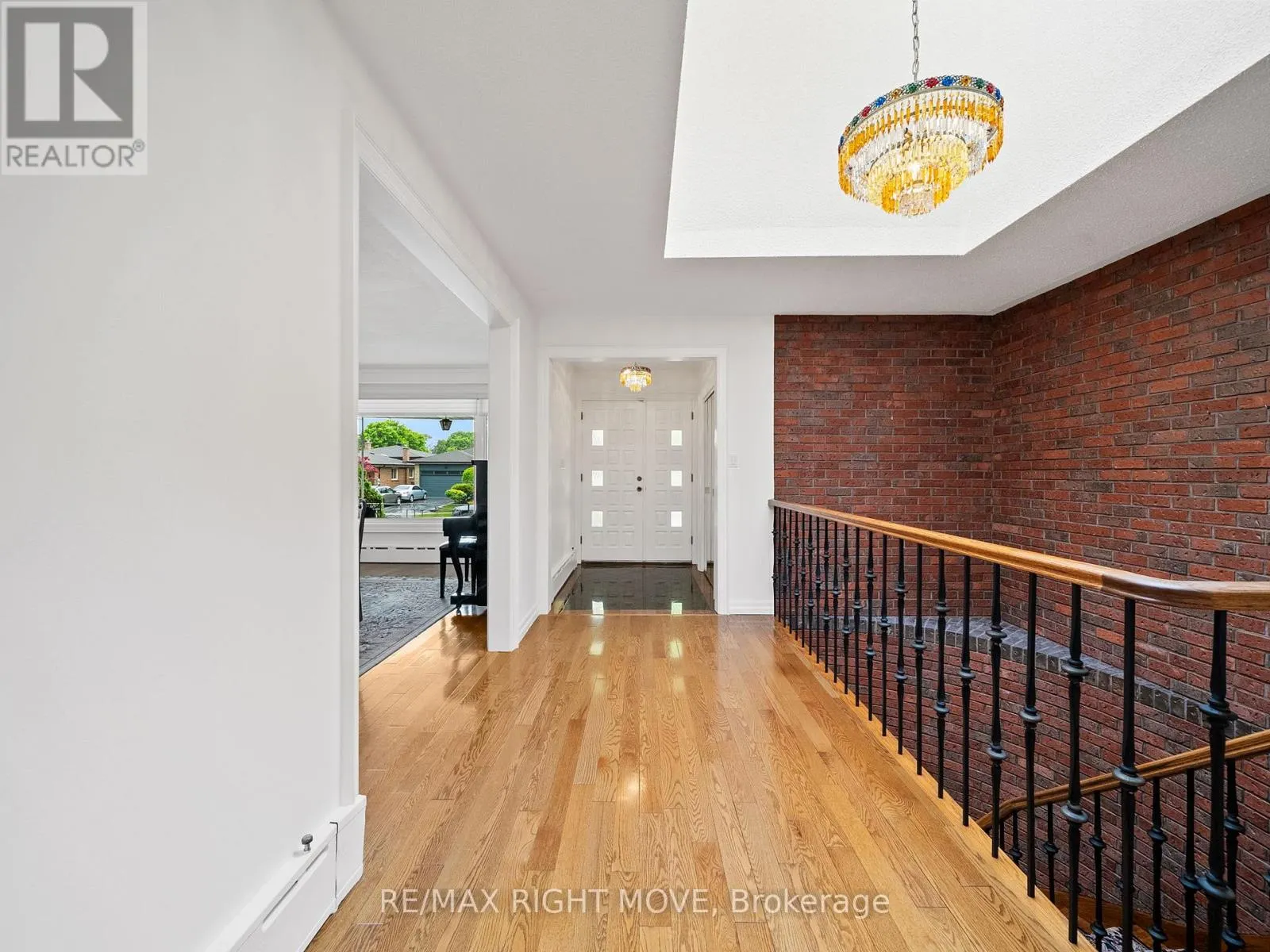 22 LADYSHOT CRESCENT