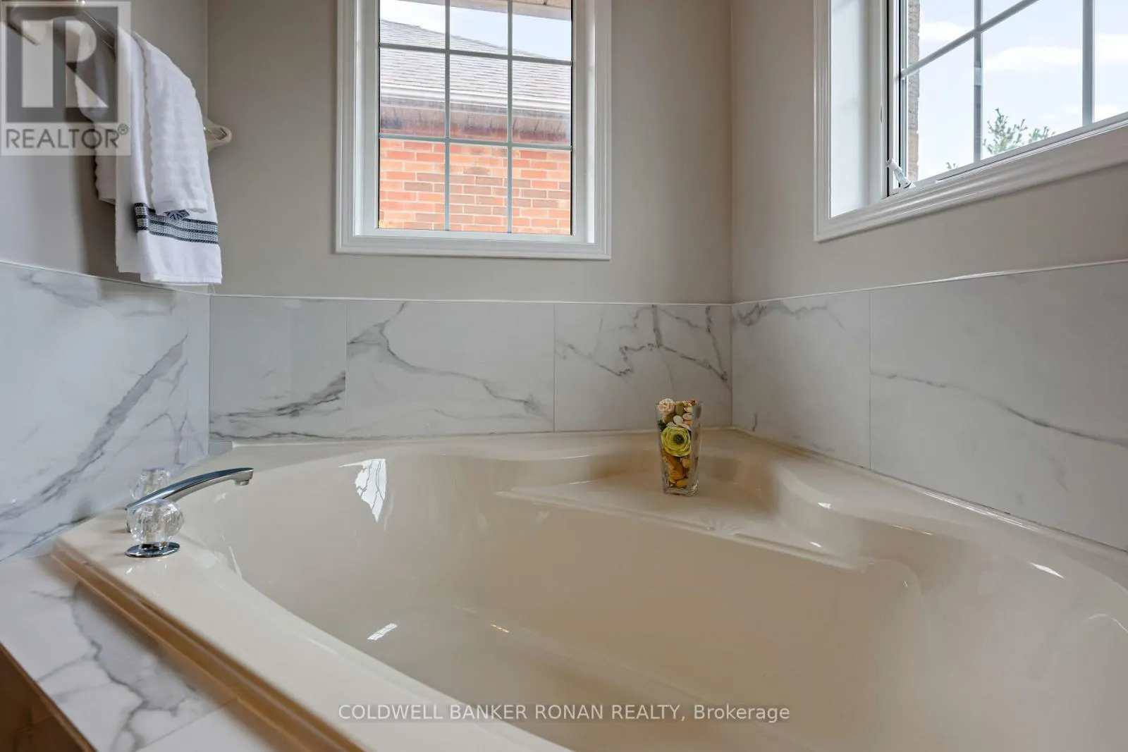 44 BACCARAT CRESCENT