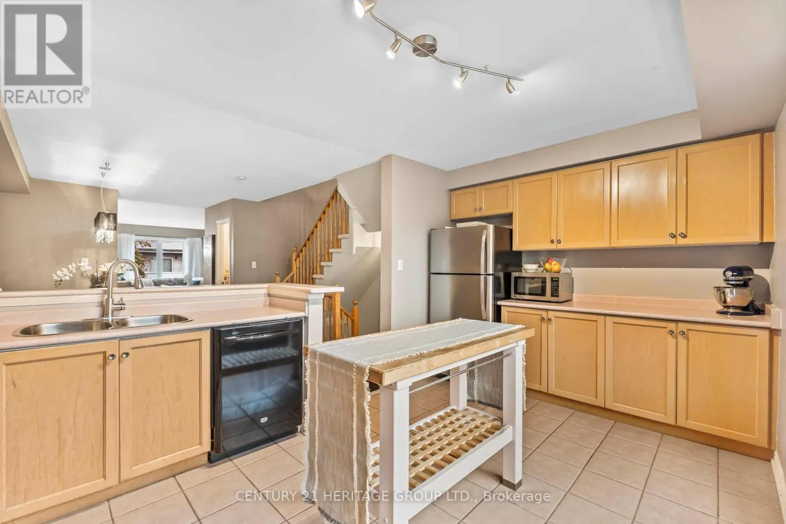 51 - 2531 NORTHAMPTON BOULEVARD