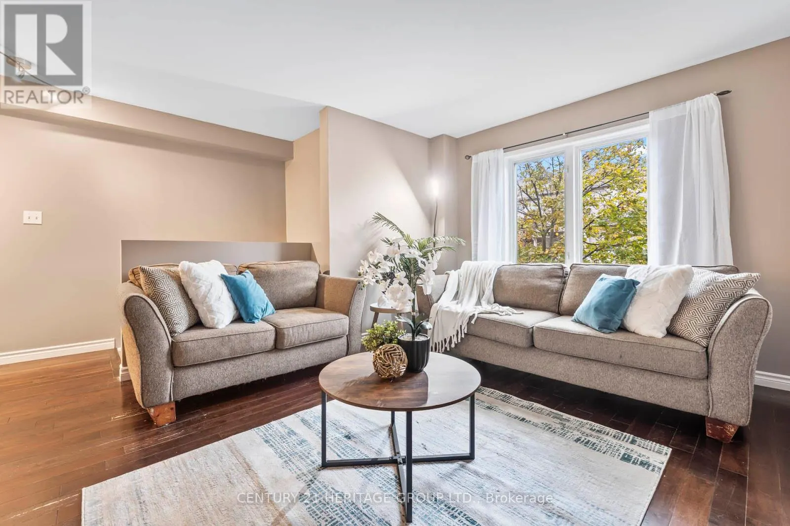 51 - 2531 NORTHAMPTON BOULEVARD