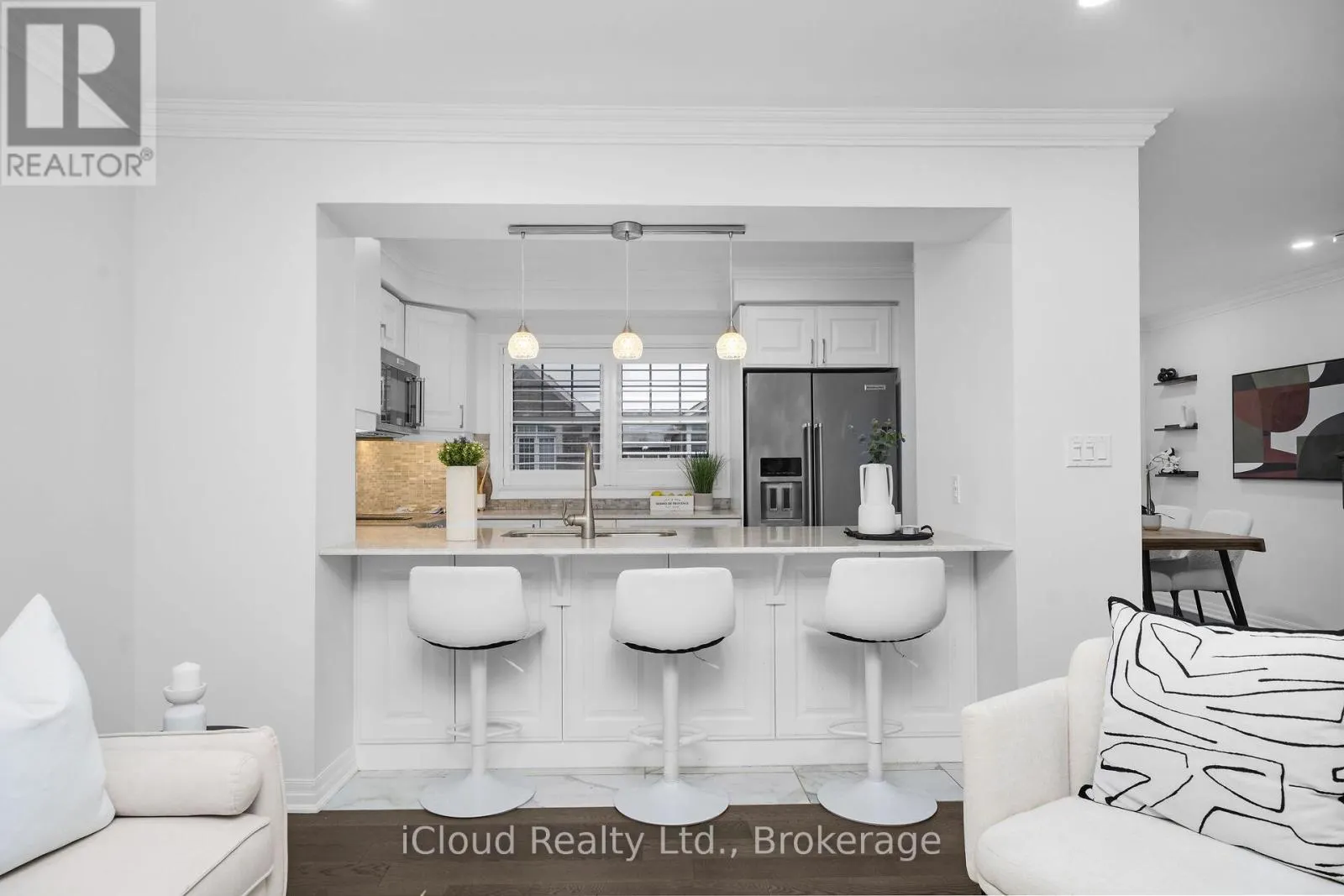 142 - 1000 ASLETON BOULEVARD