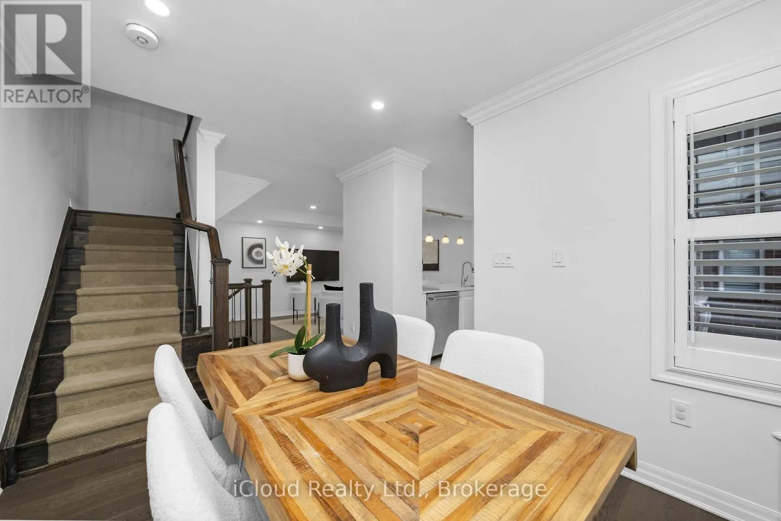 142 - 1000 ASLETON BOULEVARD