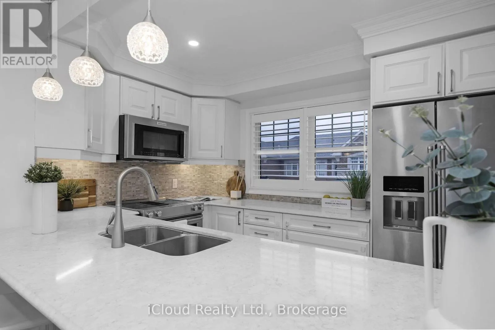 142 - 1000 ASLETON BOULEVARD