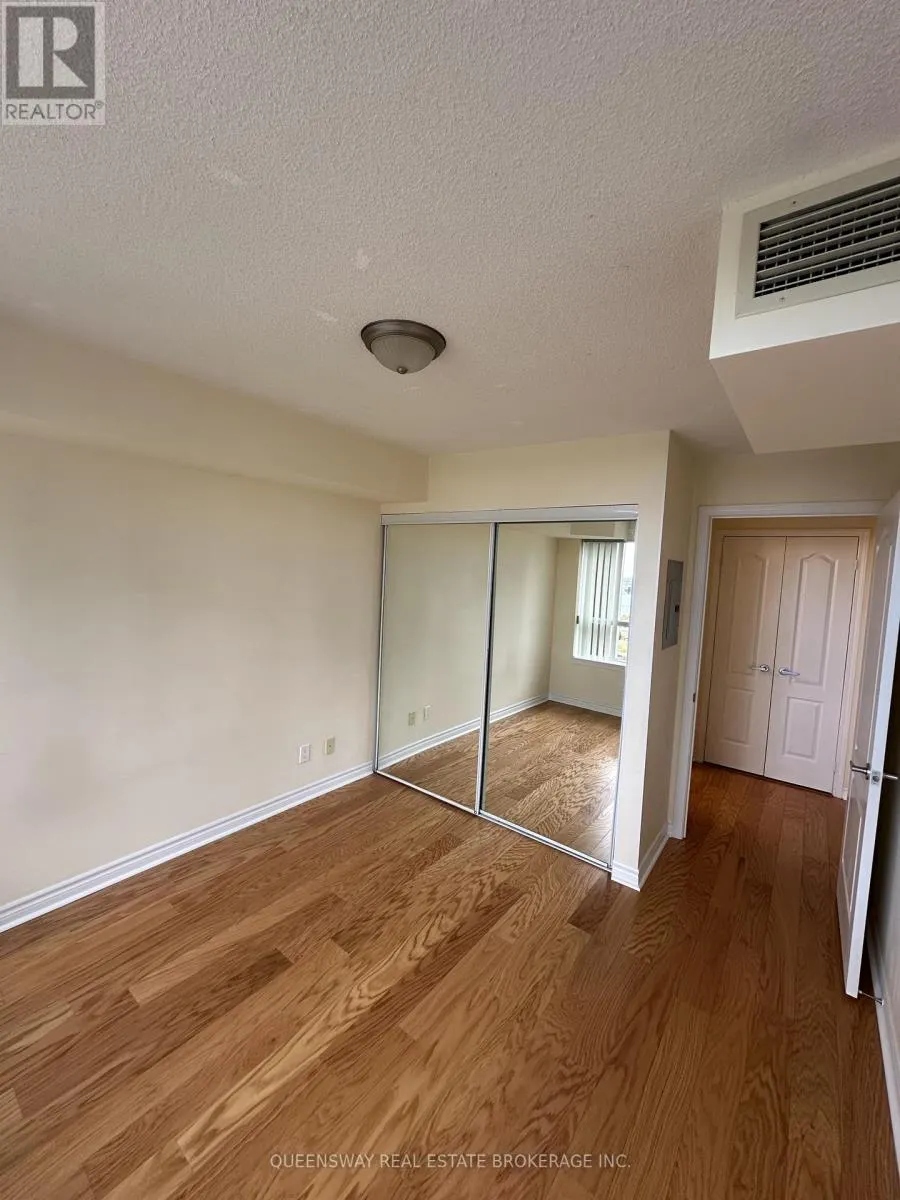 1507 - 4090 LIVING ARTS DRIVE