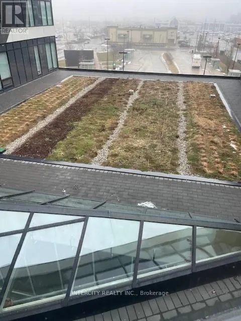 409 - 297 OAK WALK DRIVE