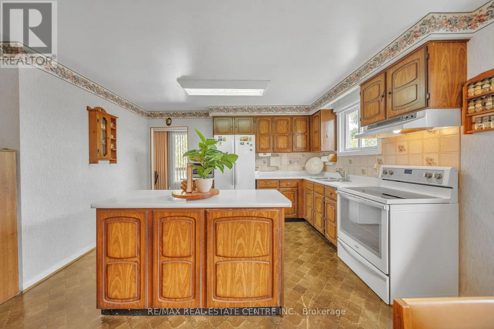 54 BRAIDWOOD LAKE ROAD