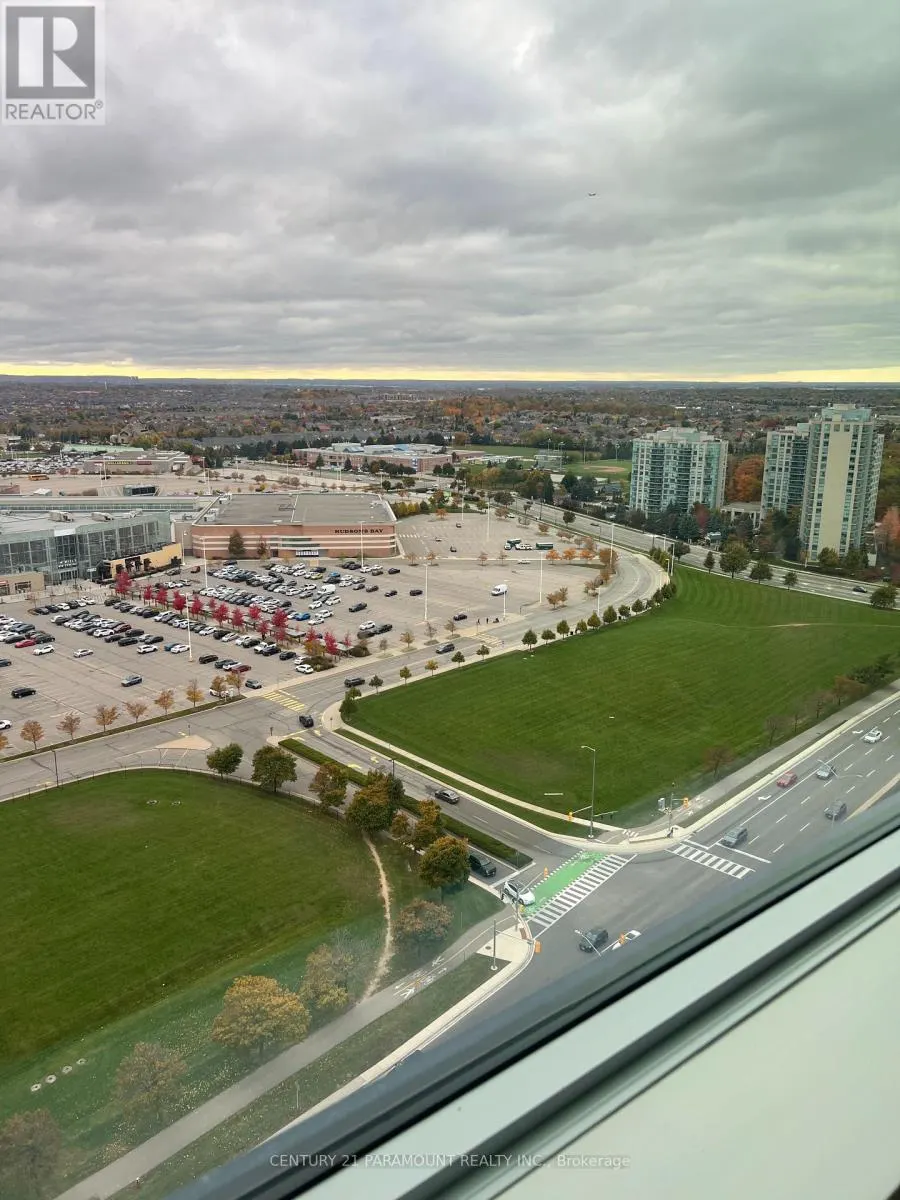 2206 - 2495 EGLINTON AVENUE W