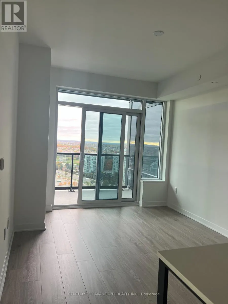 2206 - 2495 EGLINTON AVENUE W