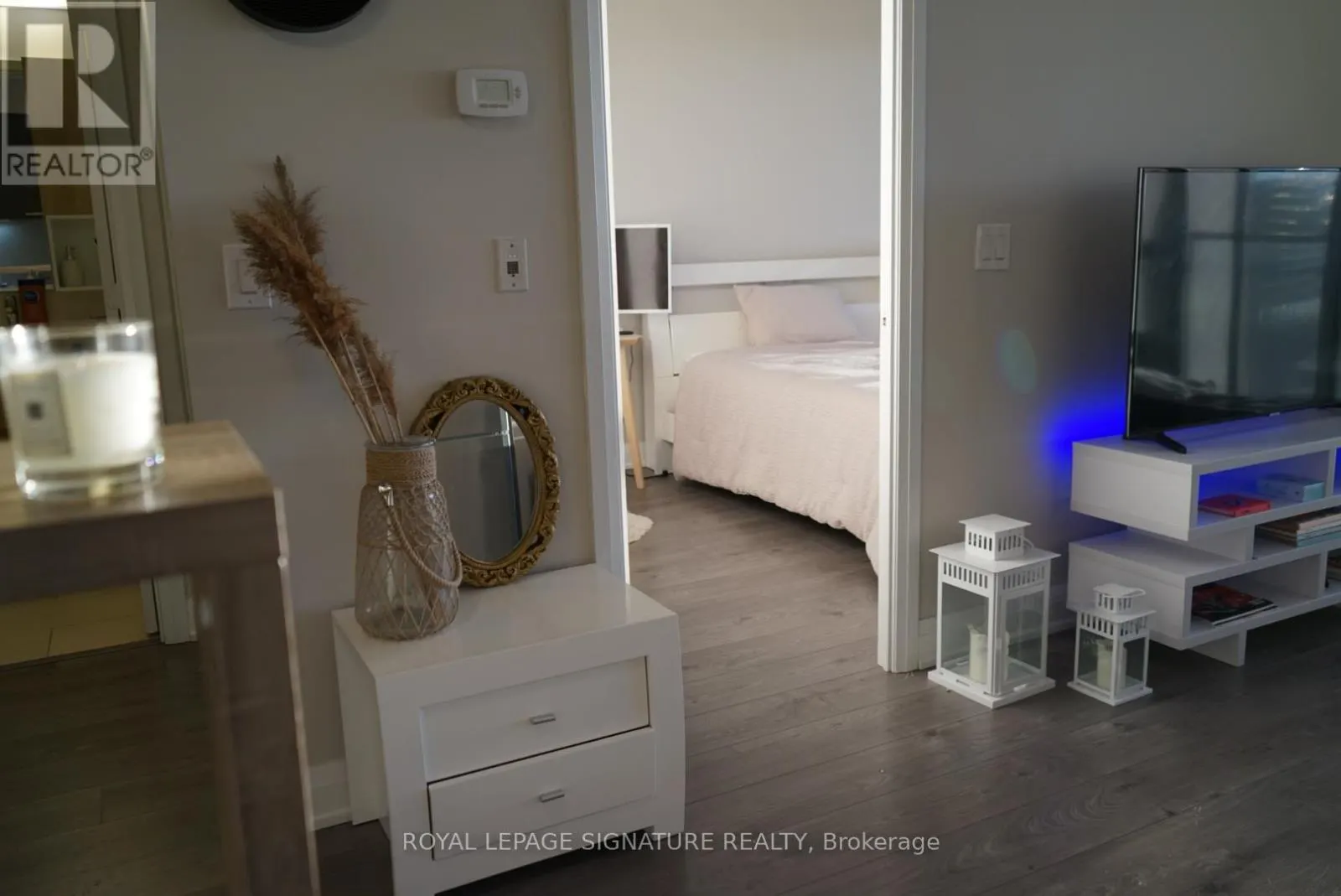 1104 - 36 PARK LAWN ROAD