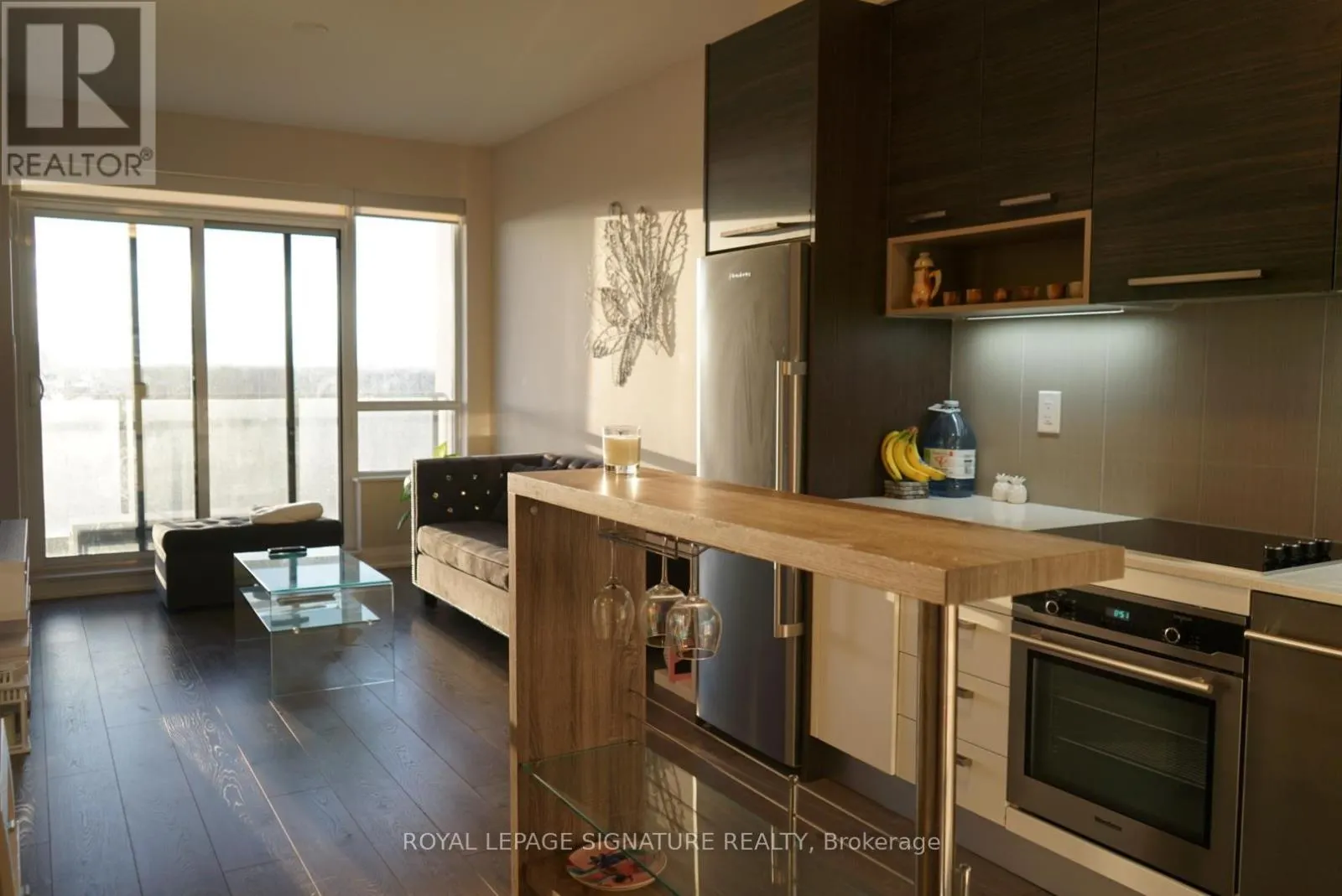 1104 - 36 PARK LAWN ROAD