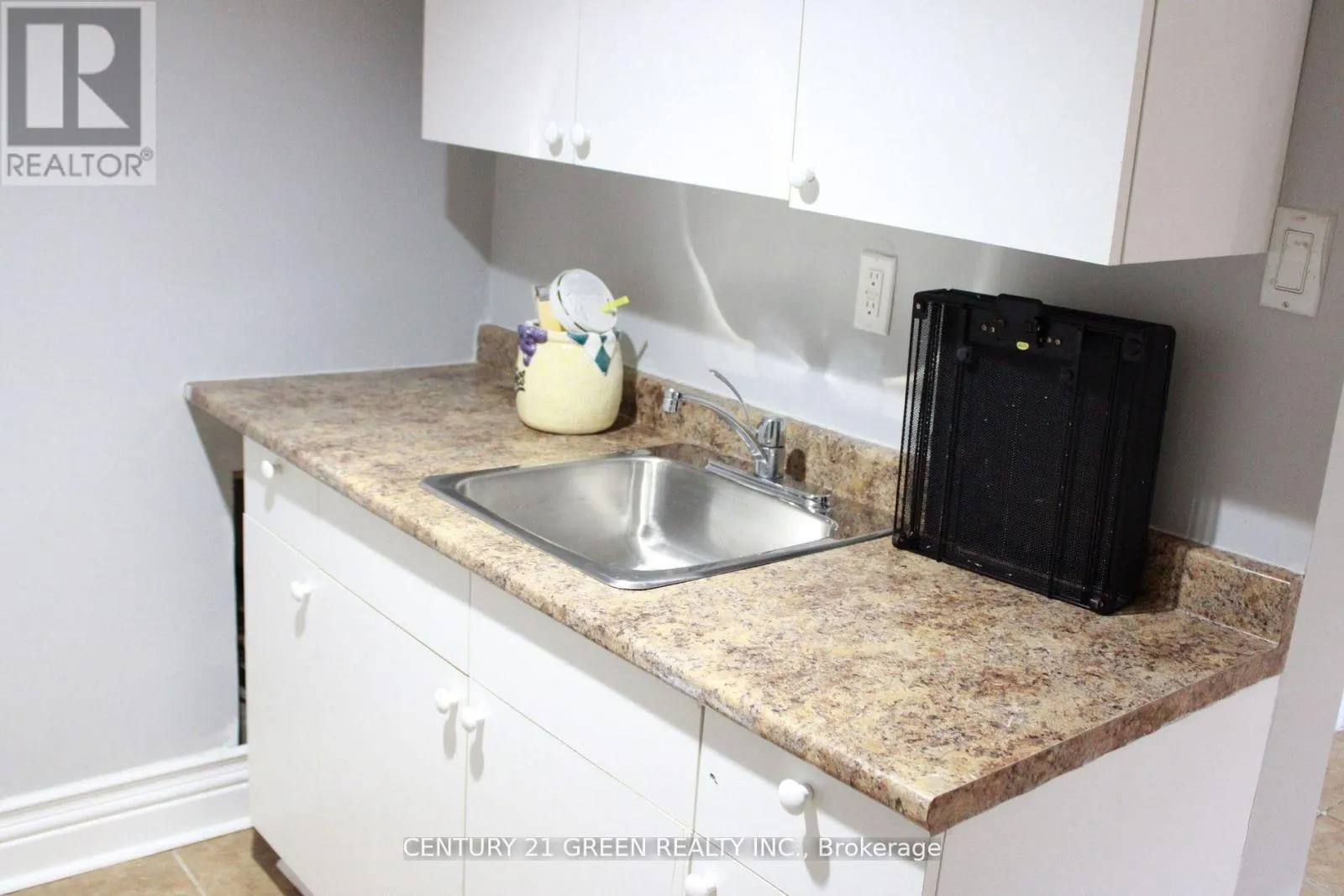 7306 ALDERCREST DRIVE