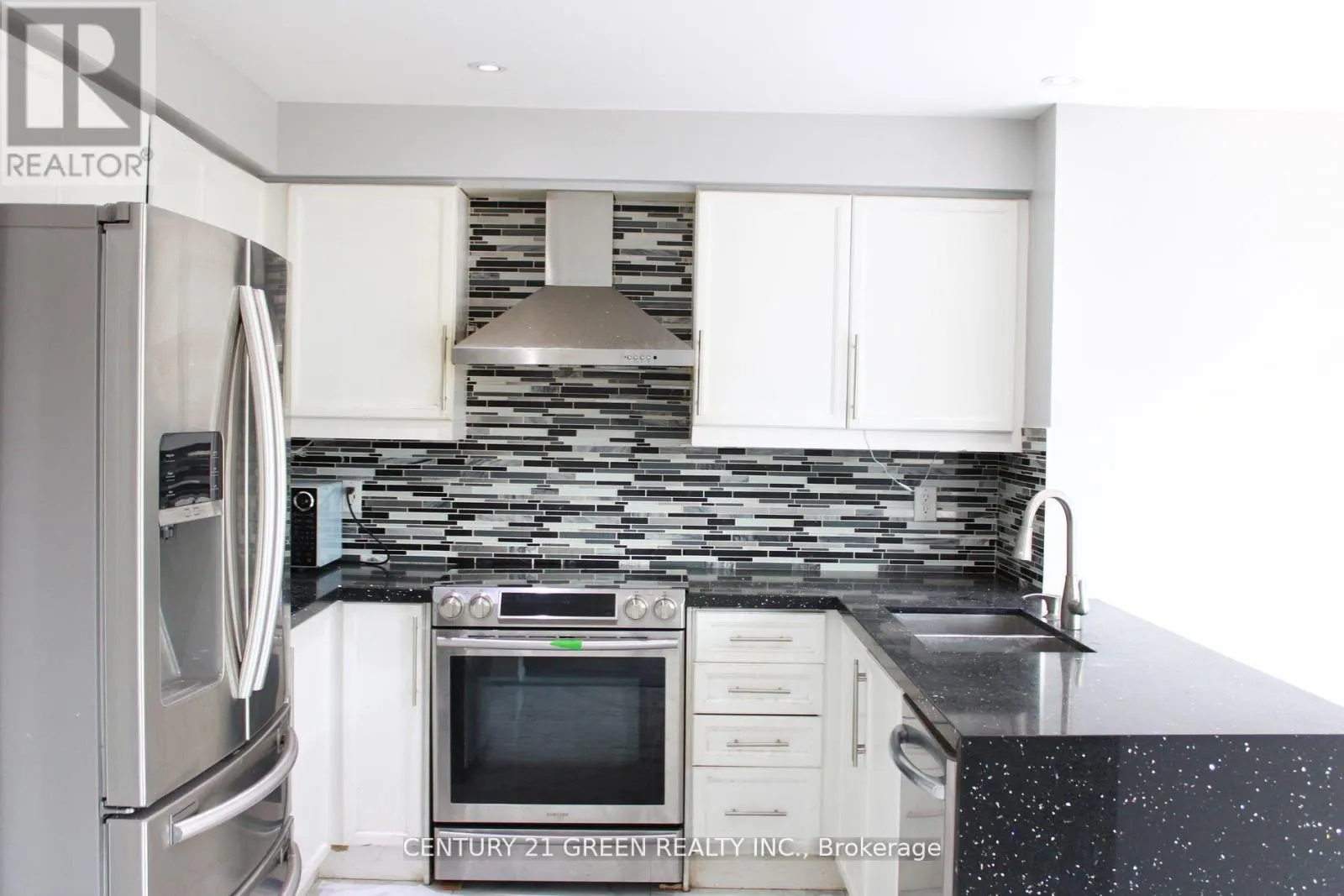 7306 ALDERCREST DRIVE