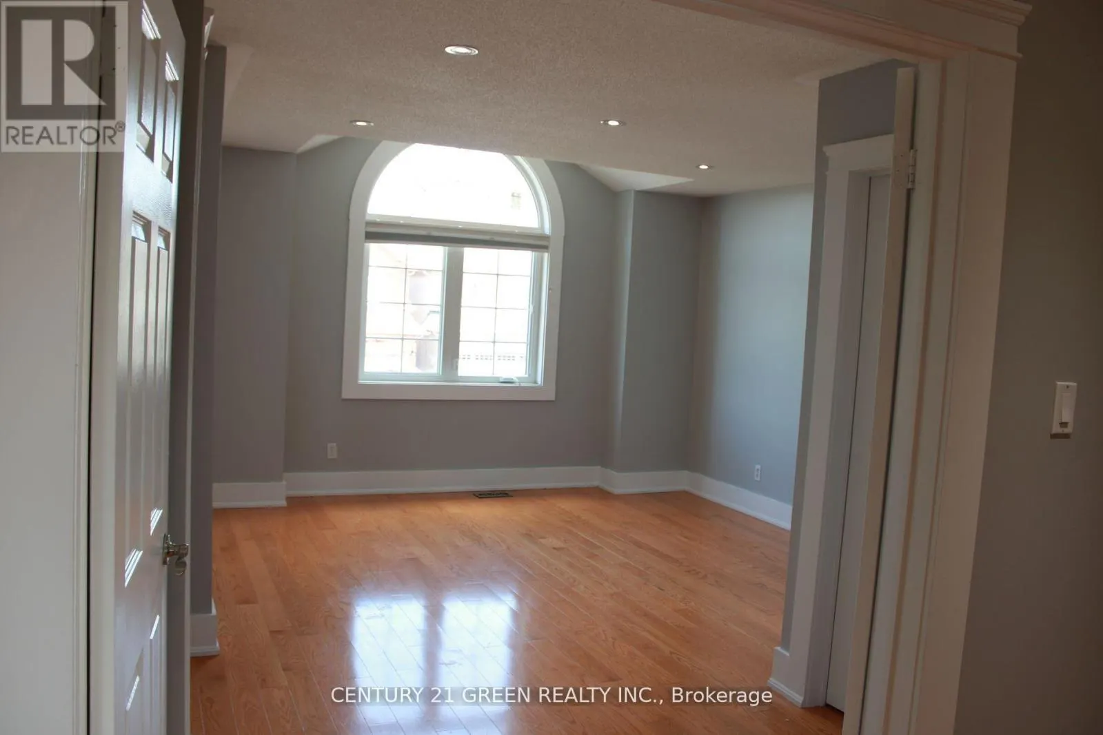 7306 ALDERCREST DRIVE